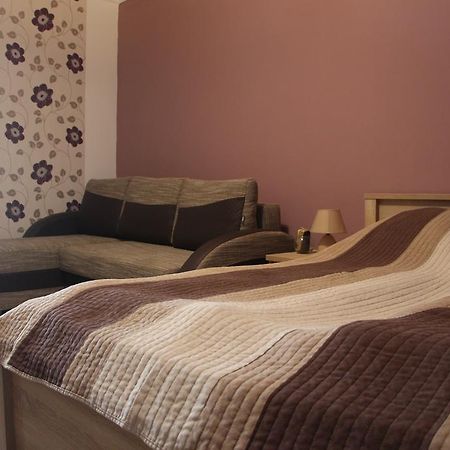 סגד Verona Apartman מראה חיצוני תמונה