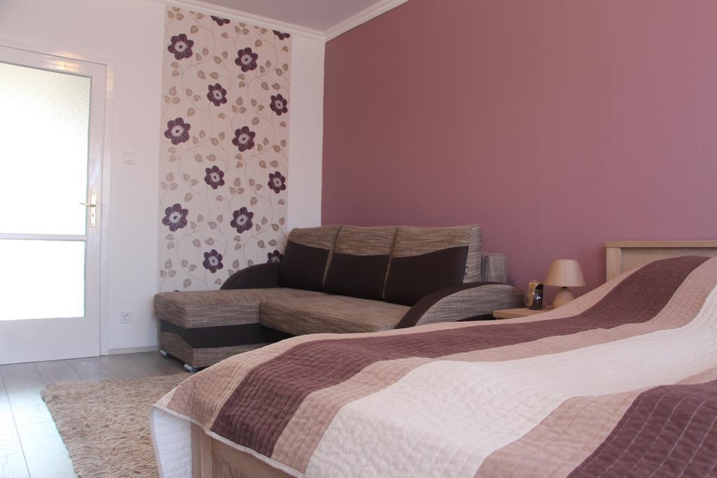 סגד Verona Apartman מראה חיצוני תמונה