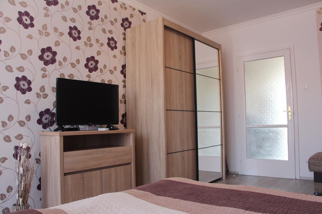 סגד Verona Apartman מראה חיצוני תמונה