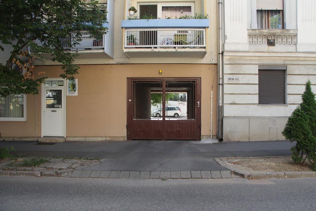 סגד Verona Apartman מראה חיצוני תמונה