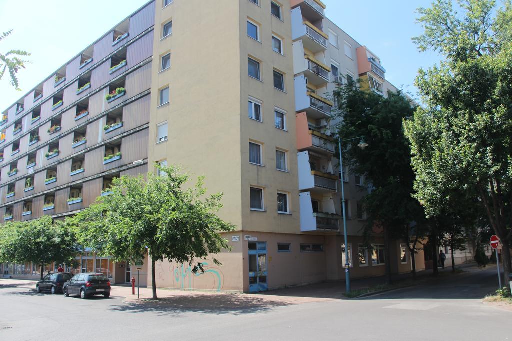 סגד Verona Apartman מראה חיצוני תמונה